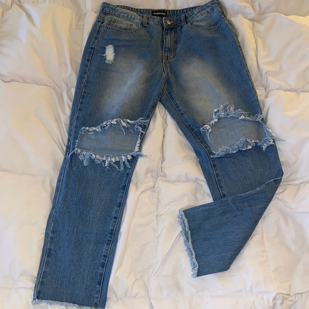 Mid-Rise, straight leg, boyfriend distressed jeans